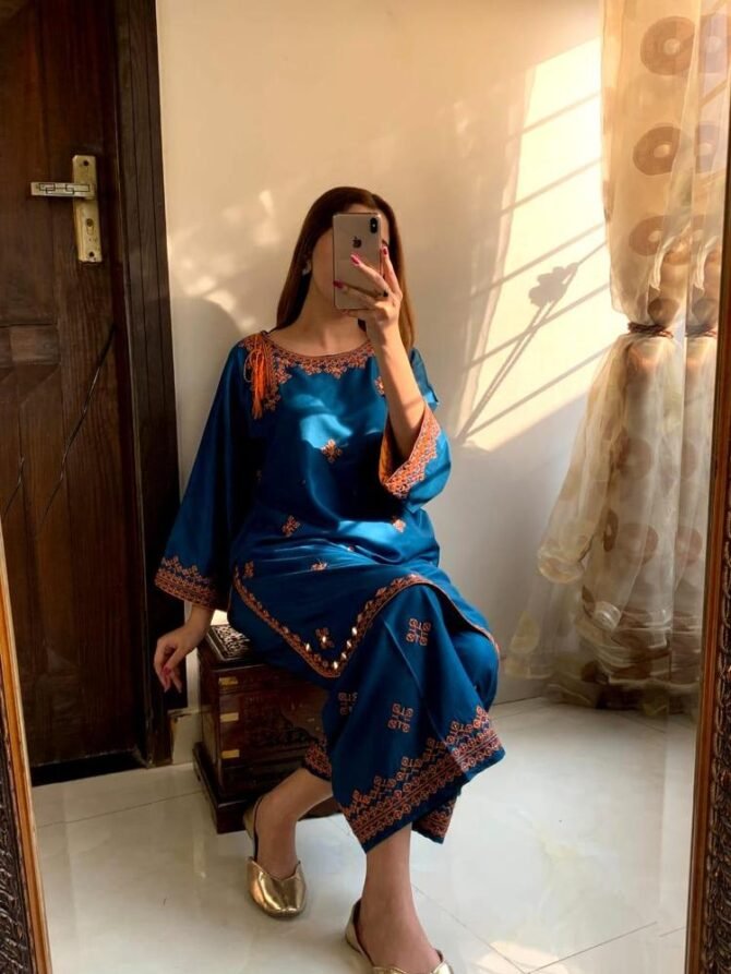 2pcs Women Stitched Linen Embroidered Suit